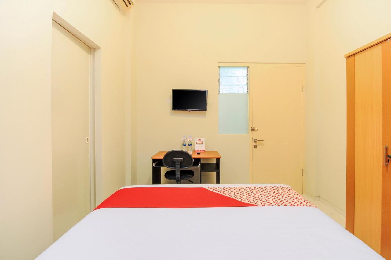โอโย 168 K-15 เรซิเดนซี Hotel สุราบายา ภายนอก รูปภาพ